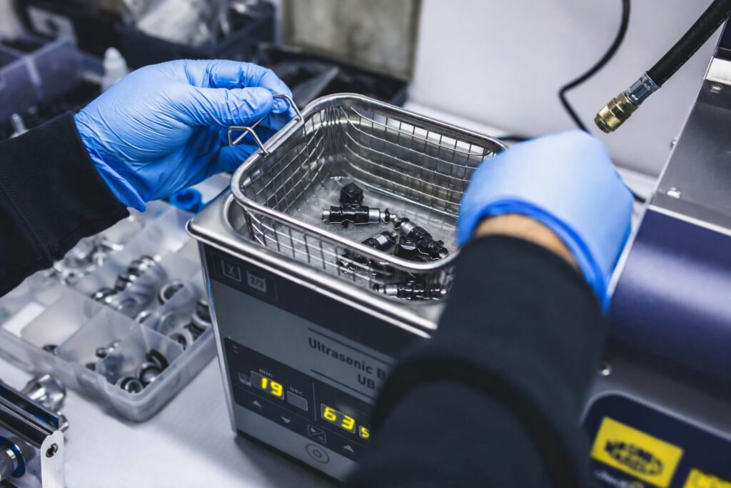 čistenie benzínových vstrekovačov ultrazvukom